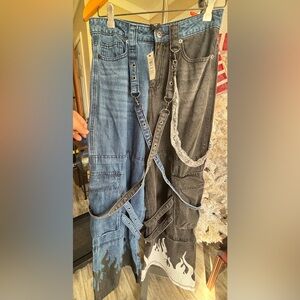 Hot Topic Split Black & Indigo Jeans. NWT size 7
